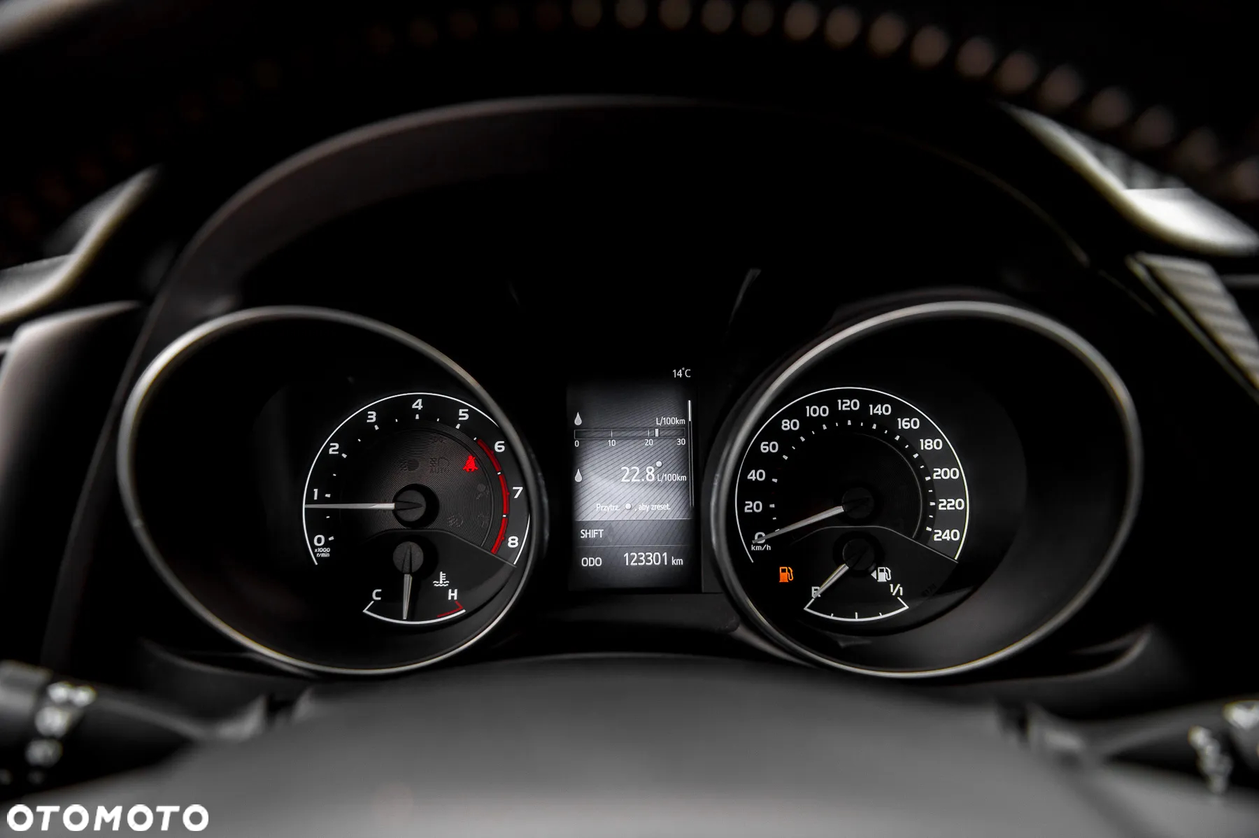Toyota Auris 1.2 T GPF Premium - 19