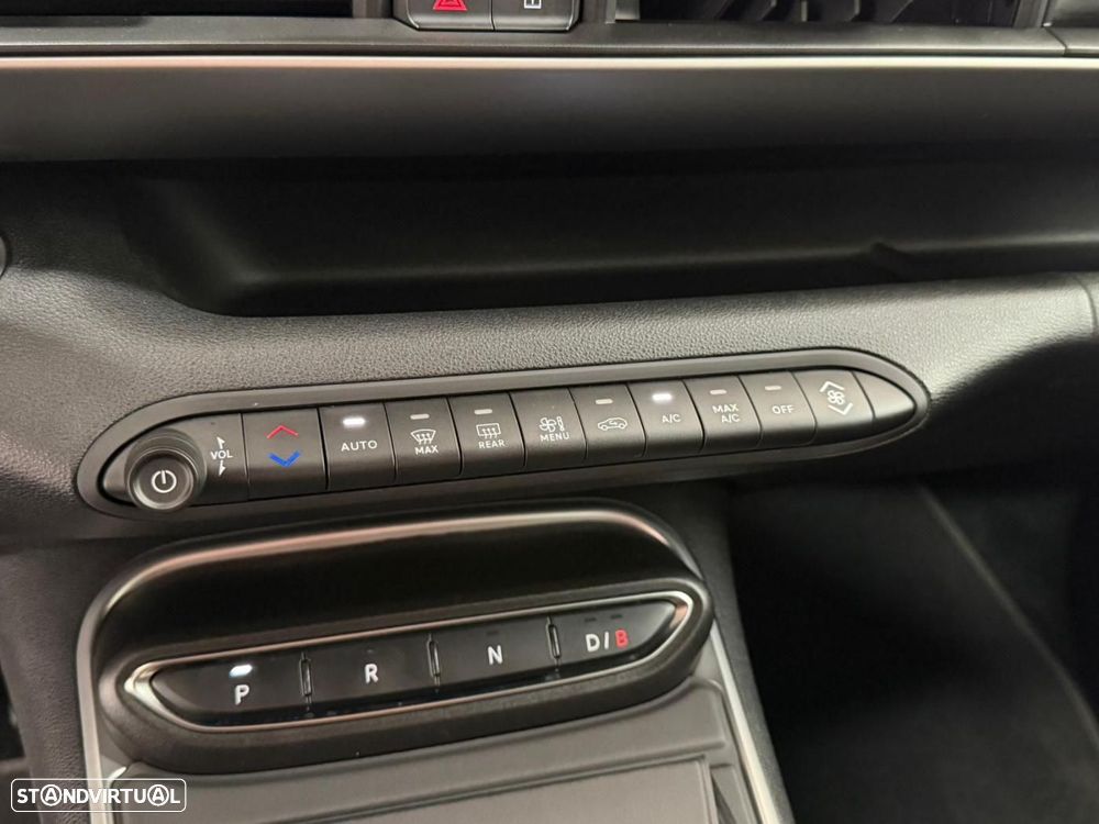 Jeep Avenger 54 kWh Black Edition - 29