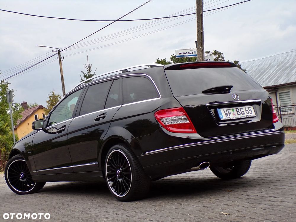 Mercedes-Benz Klasa C 220 CDI 7G-TRONIC Avantgarde Edition - 4