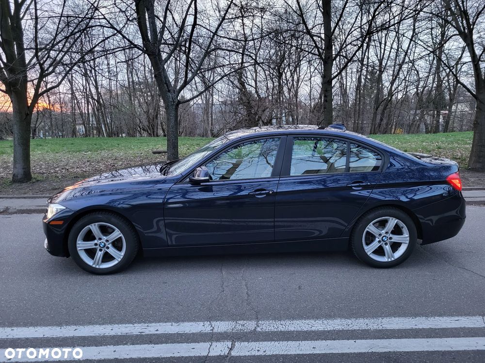 BMW Seria 3 328i xDrive - 3