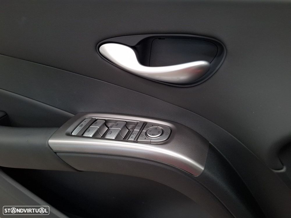 BYD Dolphin 1.5 DM-i Comfort — fotografia 22