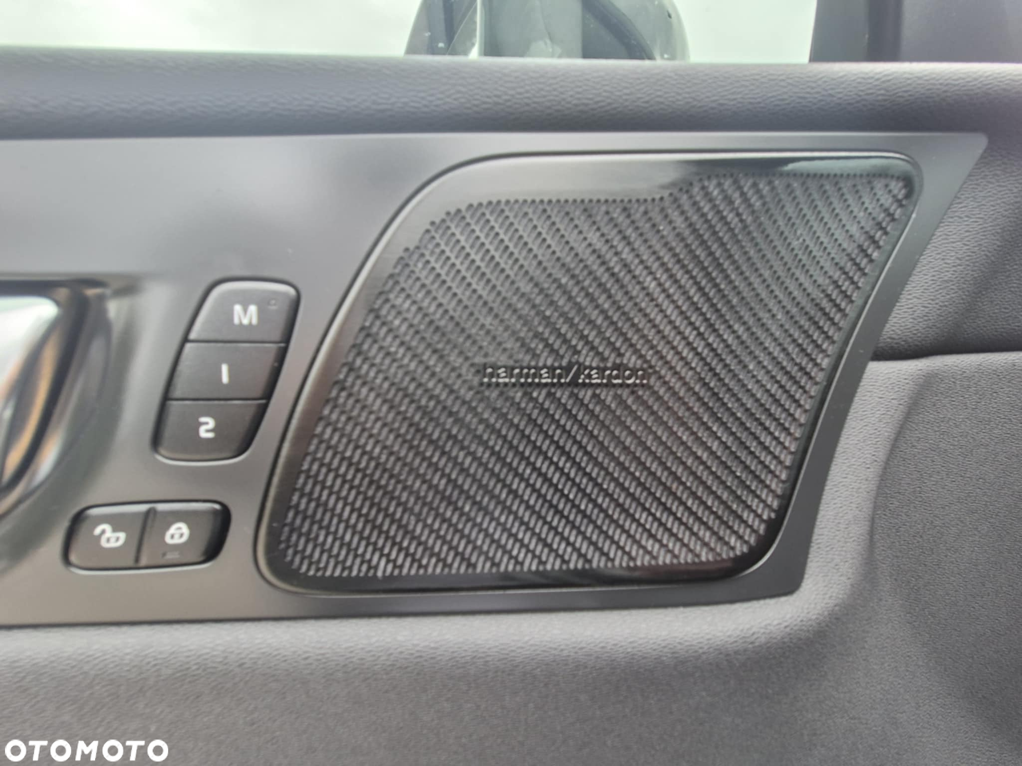 Volvo XC 60 B4 B Geartronic RDesign - 23