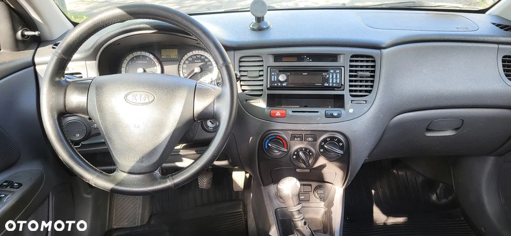 Kia Rio 1.4 / City - 7
