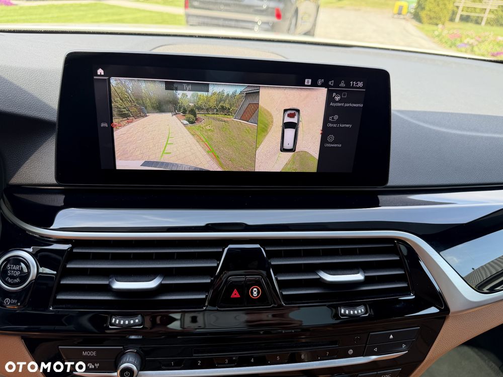 BMW Seria 5 520d Sport Line - 7