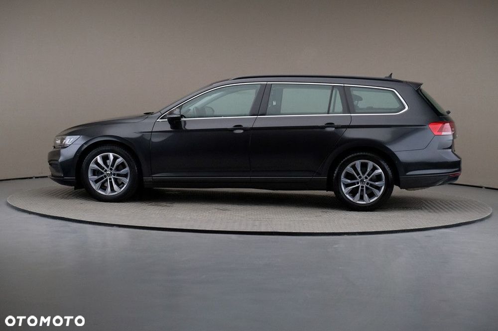 Volkswagen Passat Variant 2.0 TSI Business DSG - 4