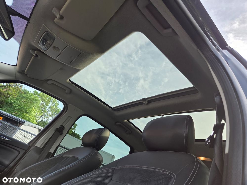 Ford S-Max 2.2 TDCi DPF Titanium - 25