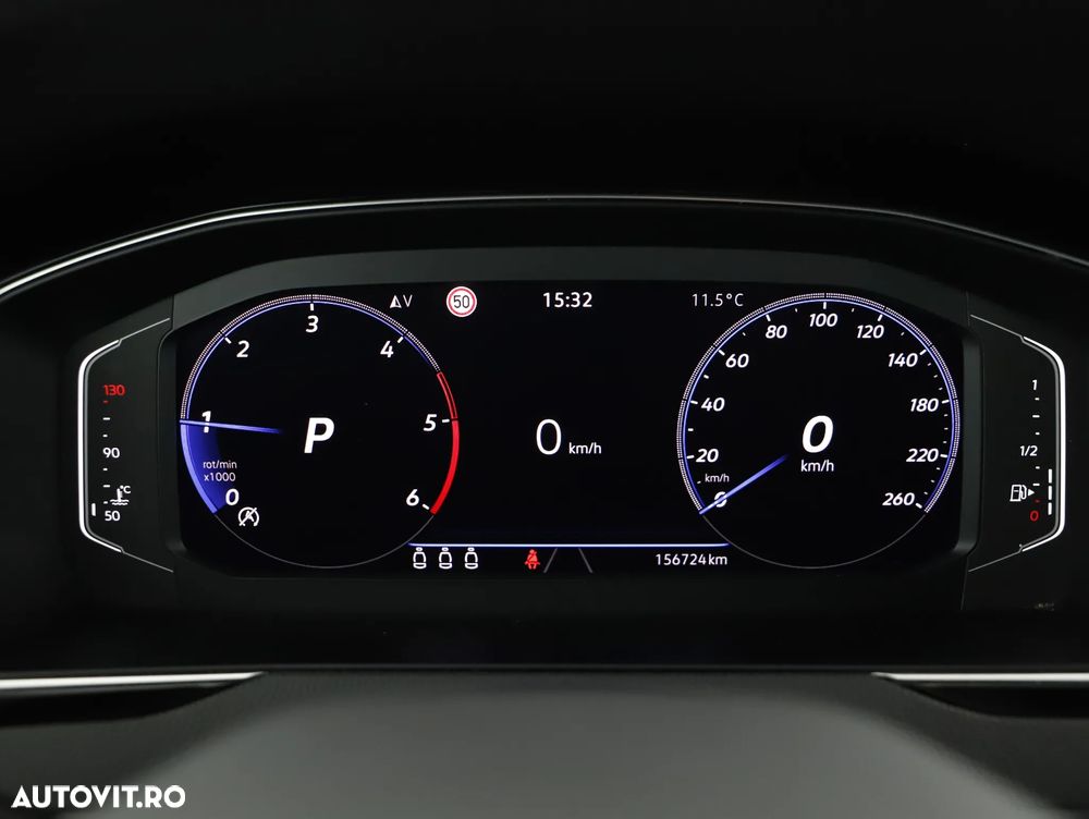 Volkswagen Passat Variant 2.0 TDI SCR DSG BlueMotion Comfortline - 17