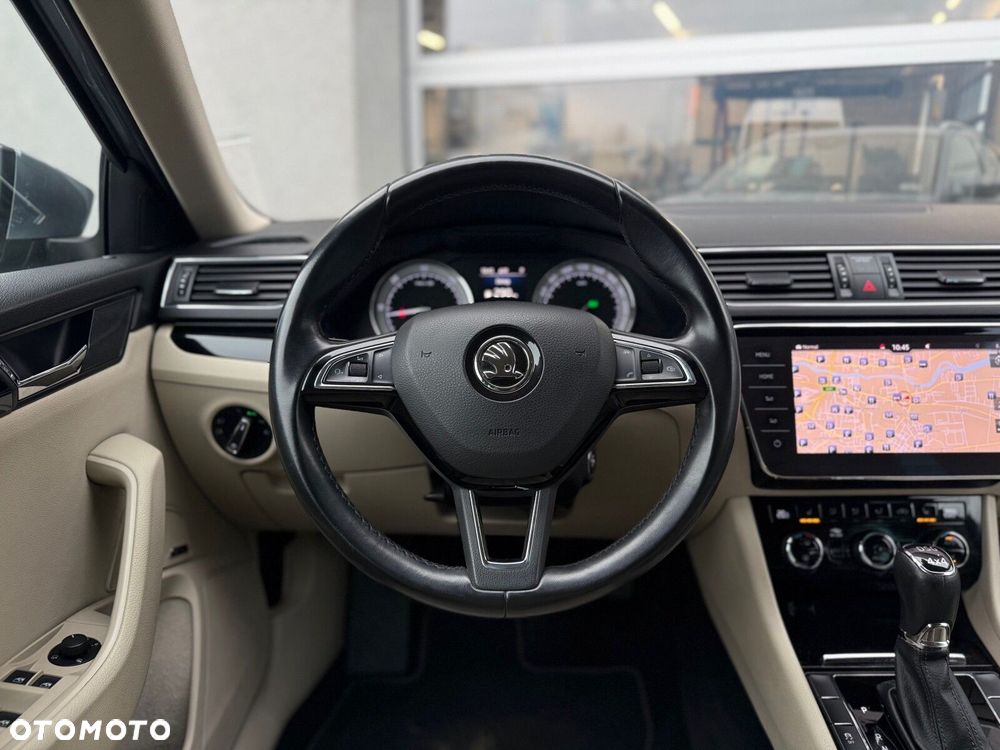 Skoda Superb 2.0 TDI 4x4 L&K DSG - 15