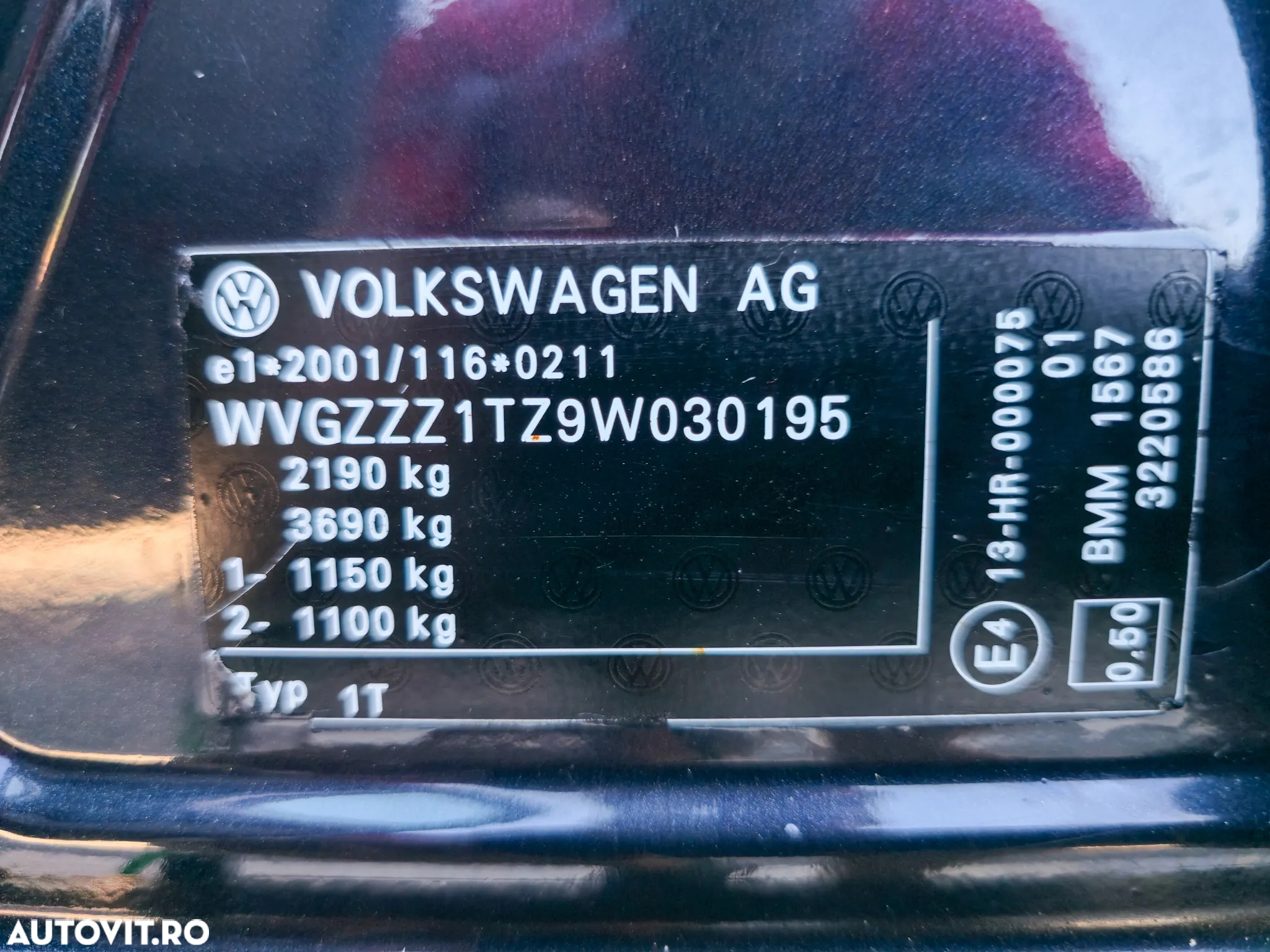 Volkswagen Touran 2.0 TDI Comfortline - 18