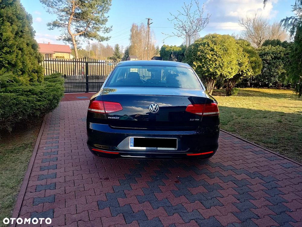 Volkswagen Passat - 15