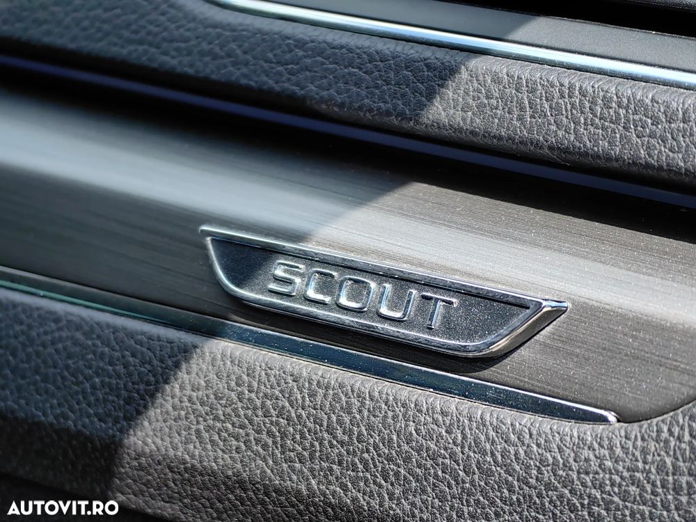 Skoda Superb 2.0 TDI 4X4 DSG Scout - 24