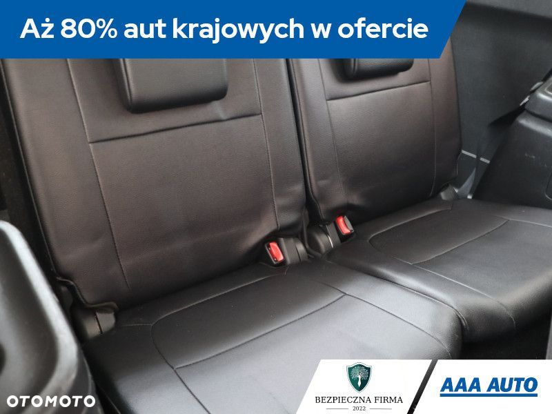 Mitsubishi Outlander - 22