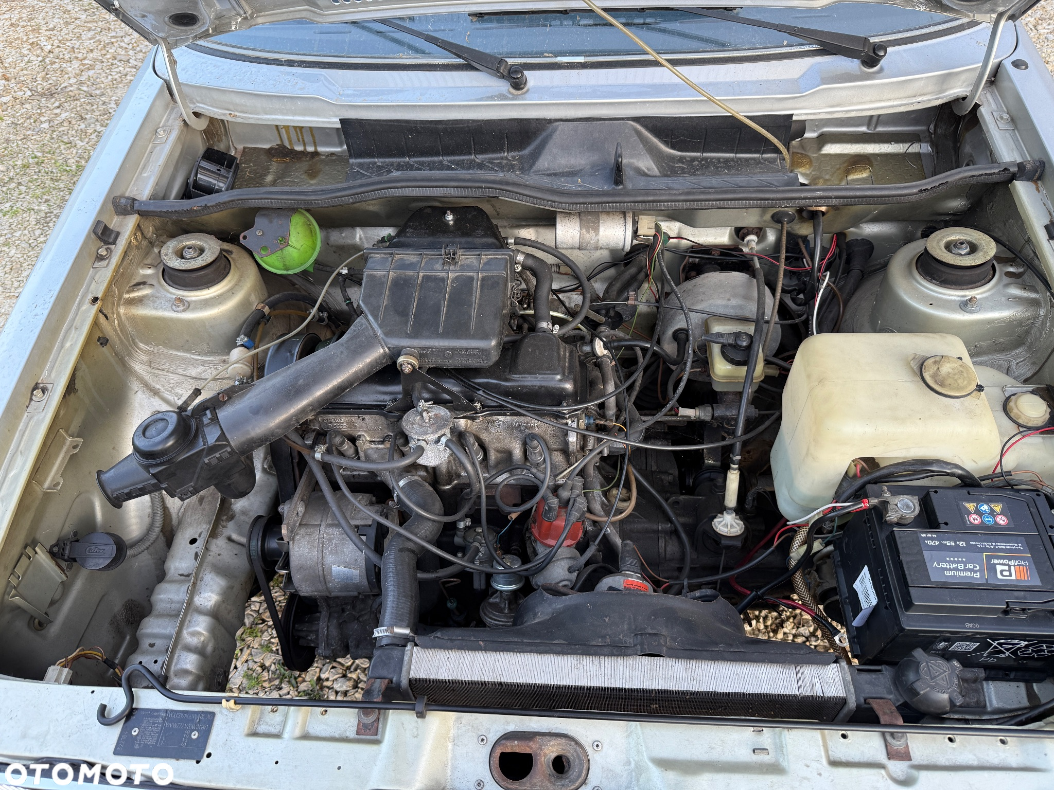 Volkswagen Golf 1.6 CL - 11