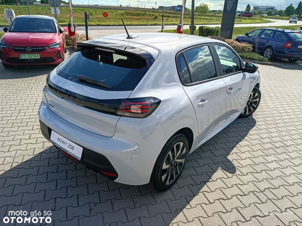 Peugeot 208 - 6