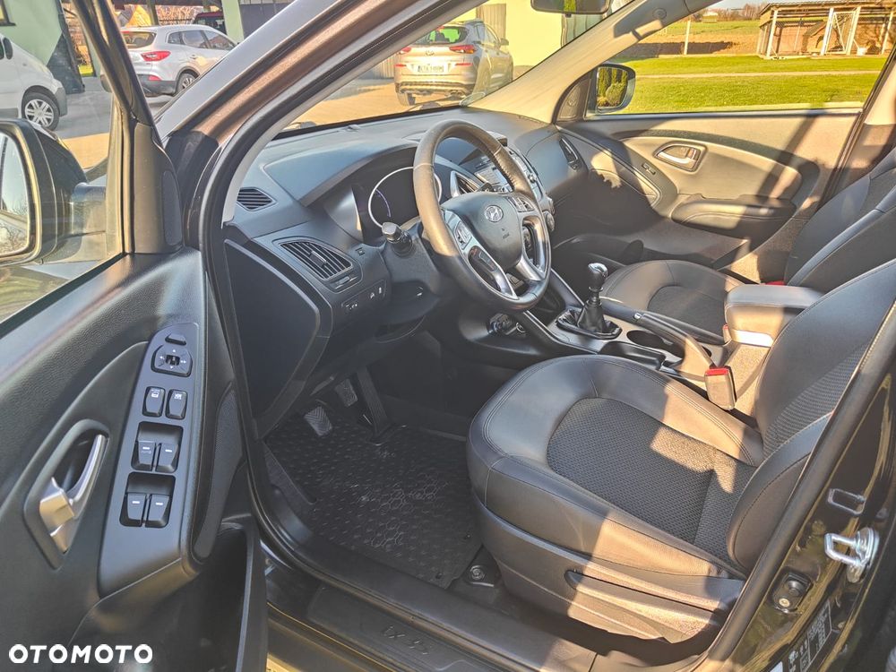 Hyundai ix35 1.7 CRDi 2WD blue Comfort - 28