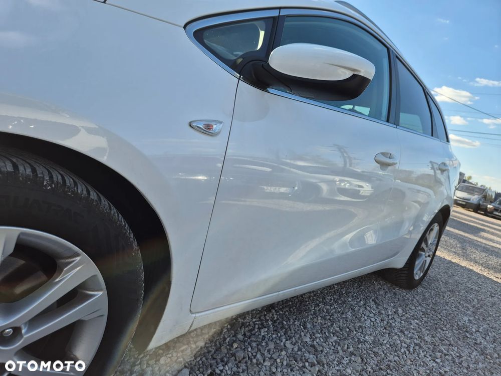 Kia Ceed 1.6 CRDi 128 Platinum Edition - 19