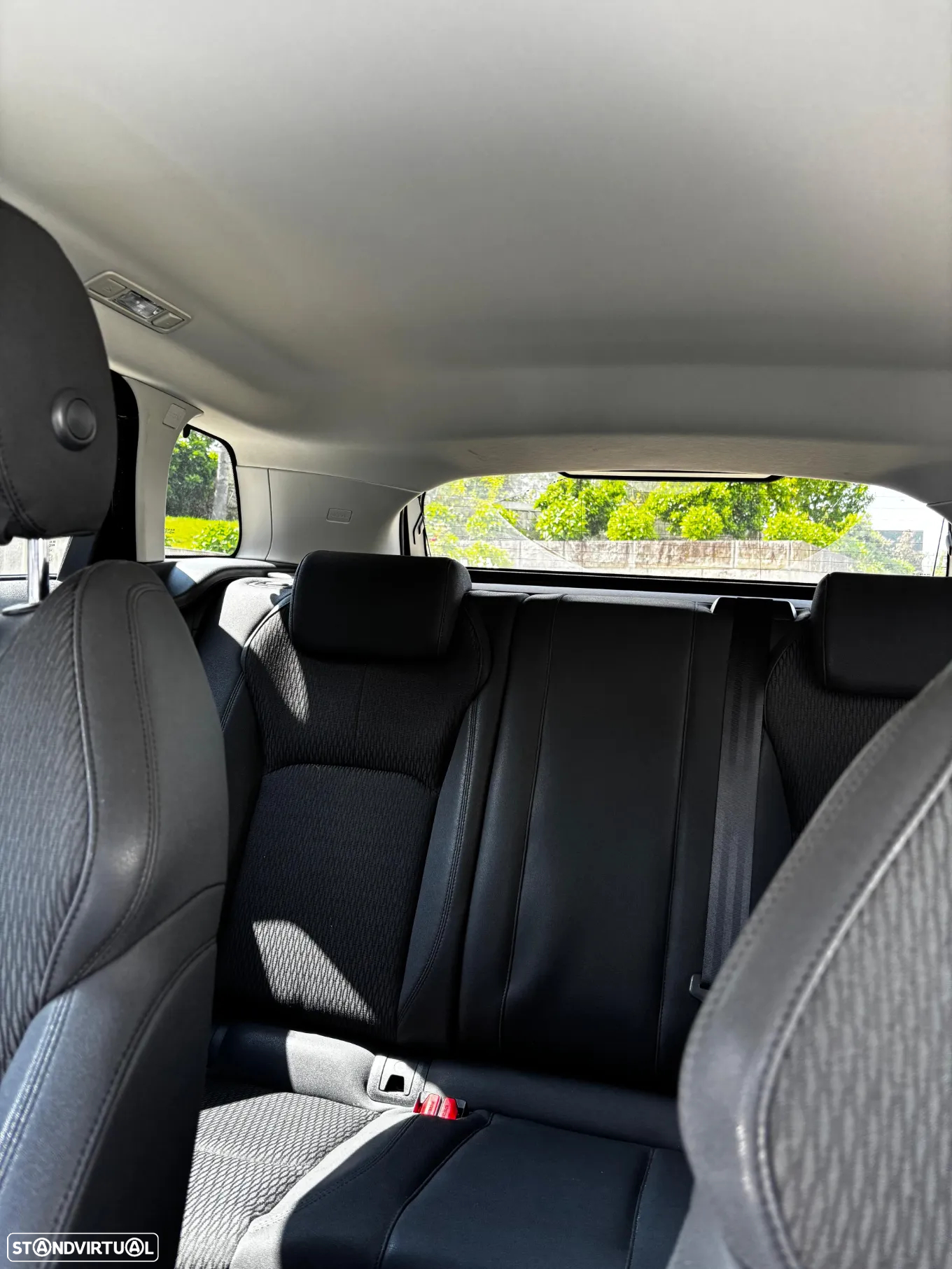 Land Rover Range Rover Evoque 2.0 eD4 Pure - 28