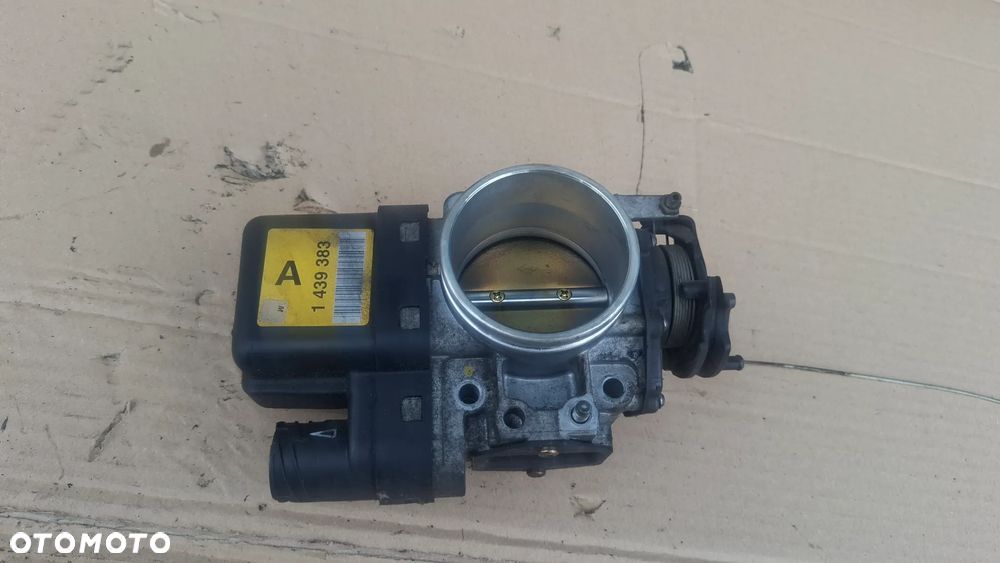 BMW E38 E39 E46 M52TU PRZEPUSTNICA 1439383 - 1