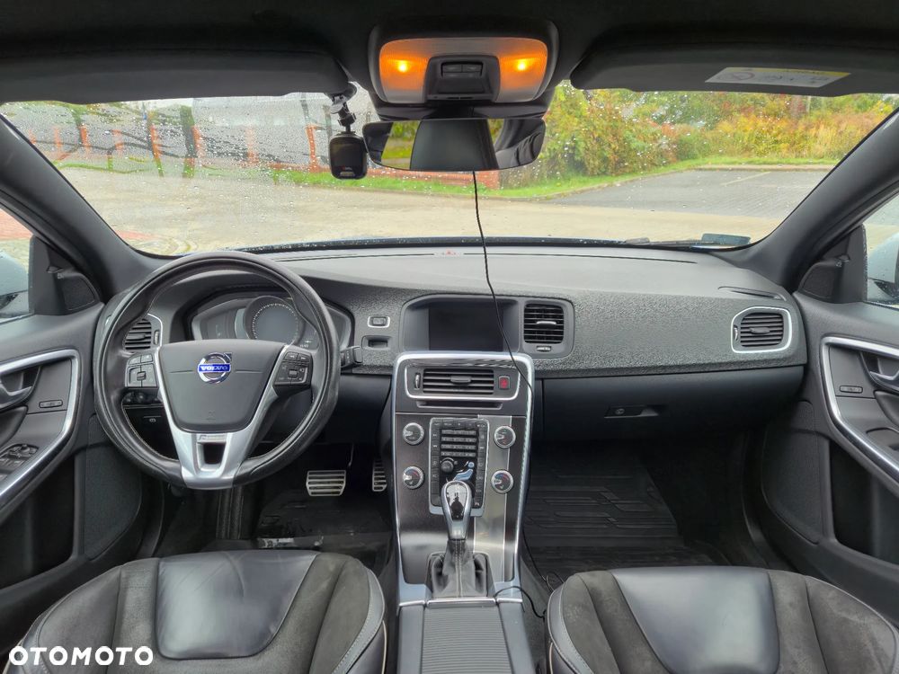 Volvo S60 D4 Drive-E R-Design Momentum - 14