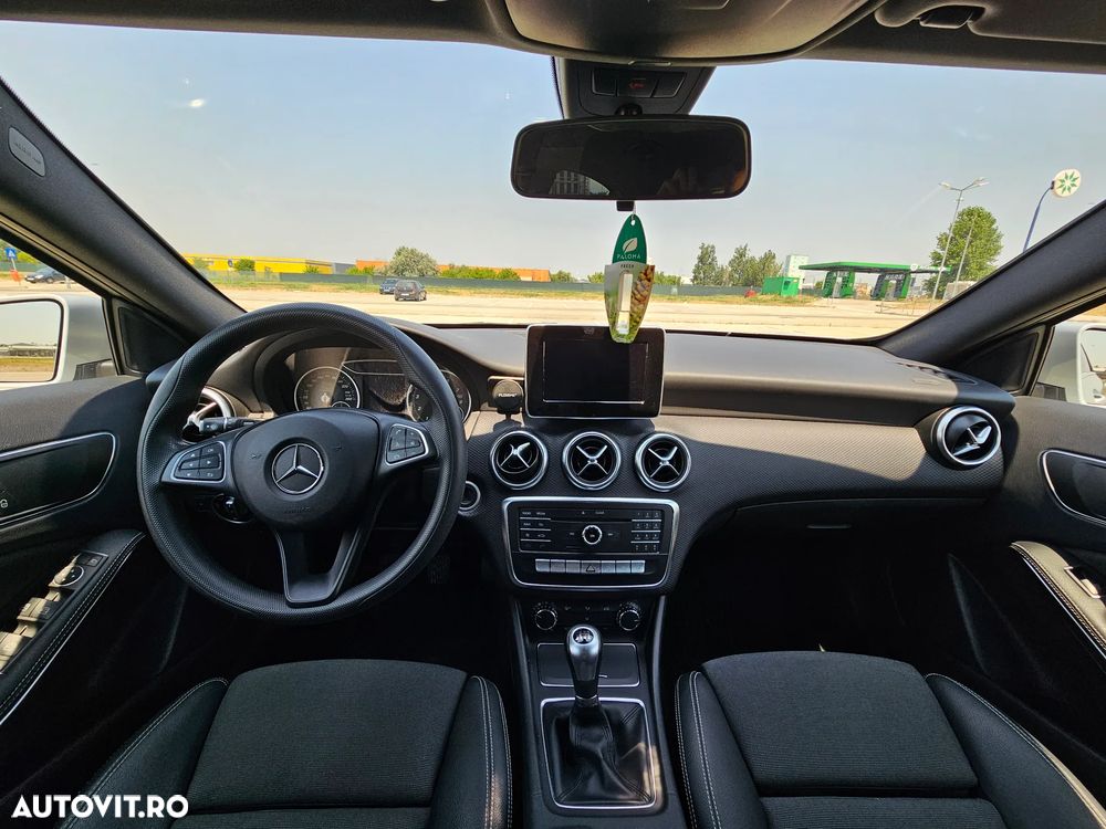 Mercedes-Benz A 180 - 6