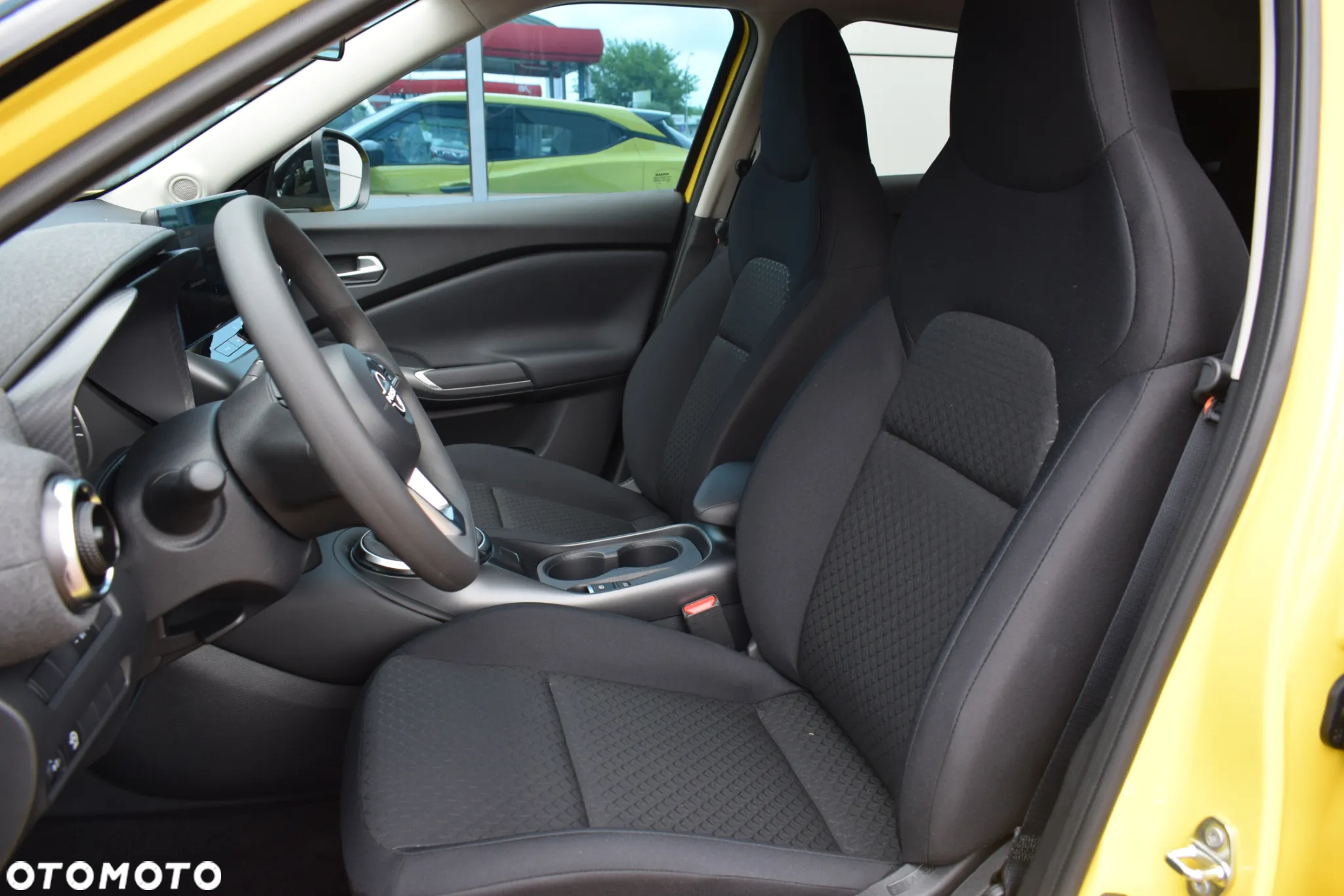 Nissan Juke 1.0 DIG-T Acenta - 16