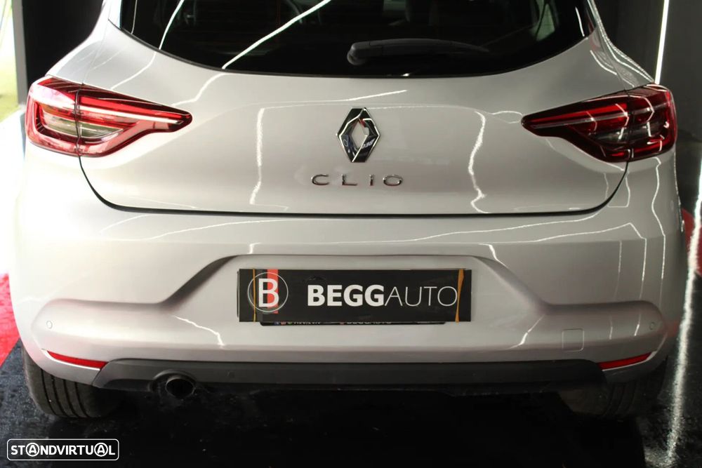 Renault Clio - 6