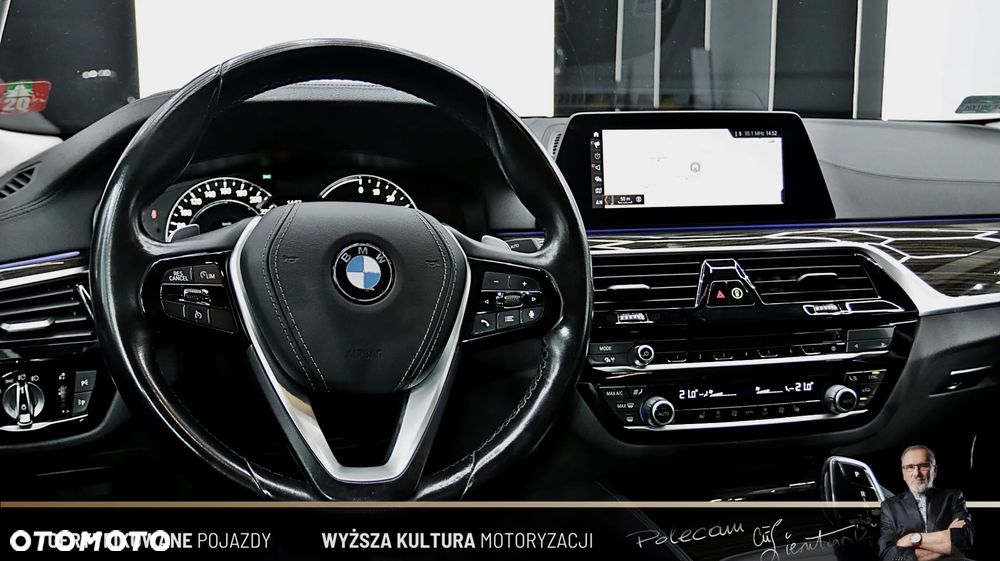 BMW Seria 5 ver-530e-xdrive-phev - 15