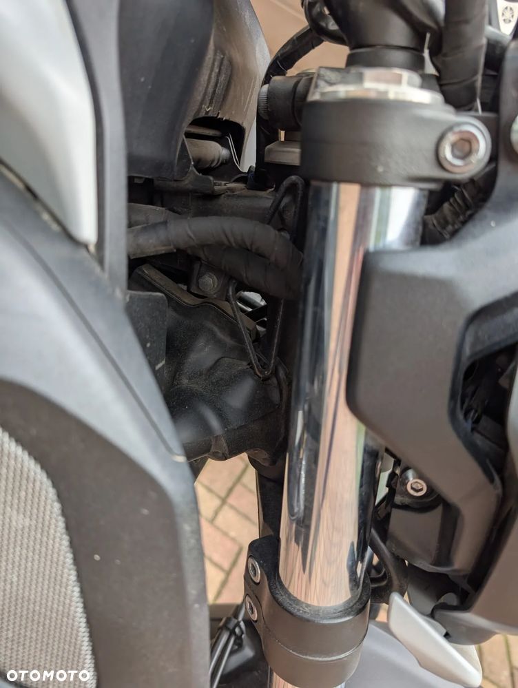 Yamaha MT - 9