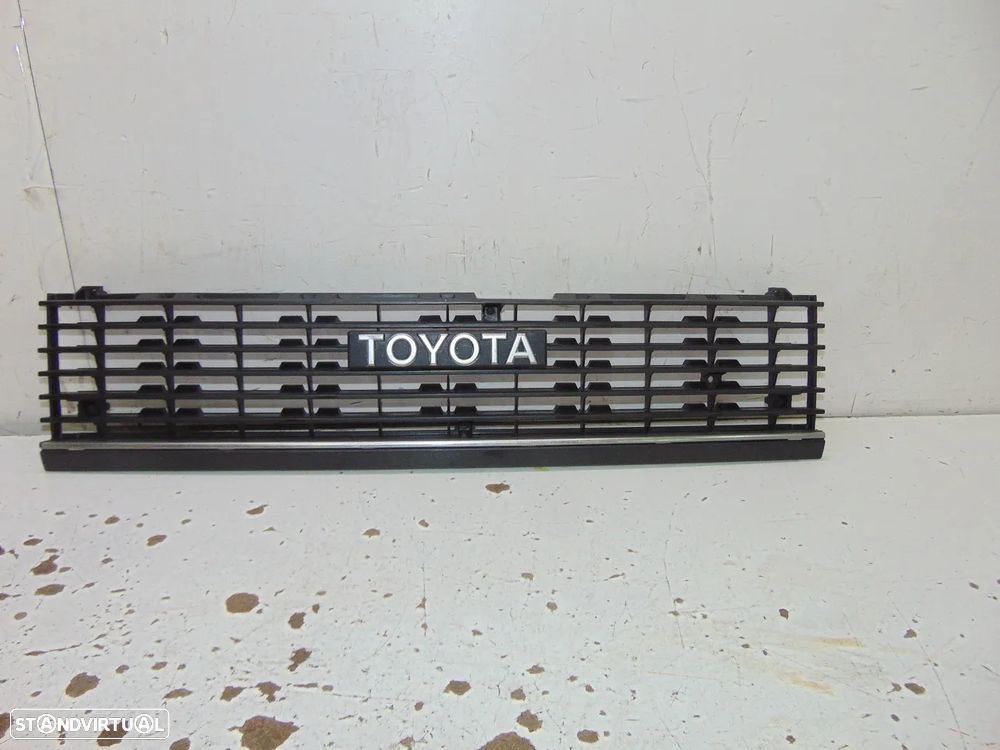 Toyota corolla DX KE 70 grelha - 1