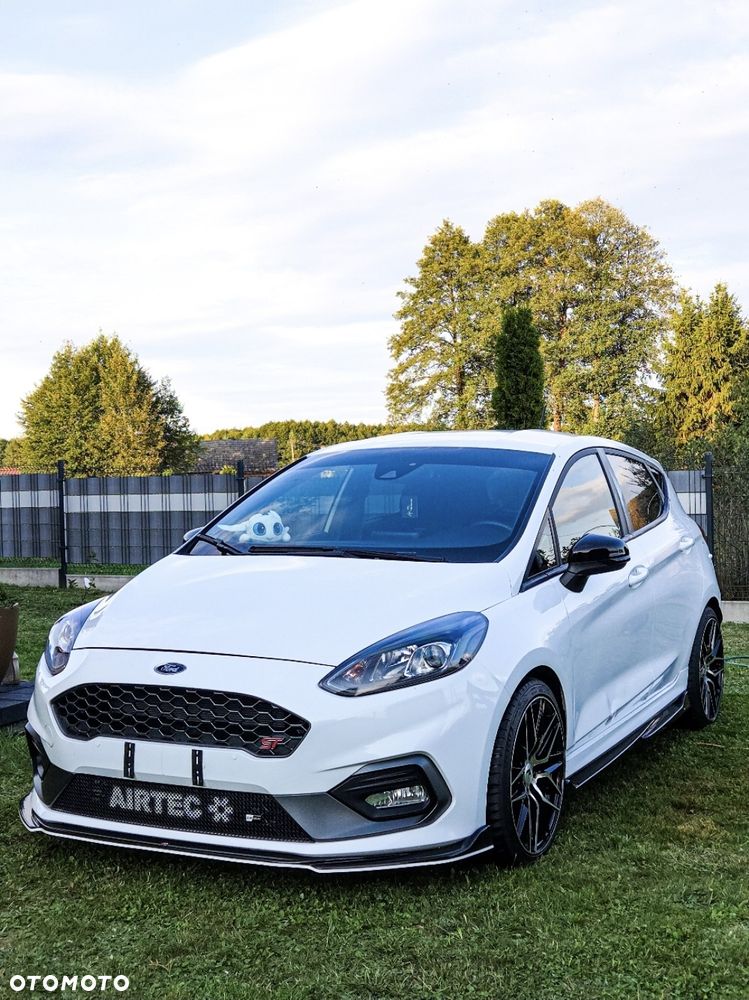 Ford Fiesta - 1