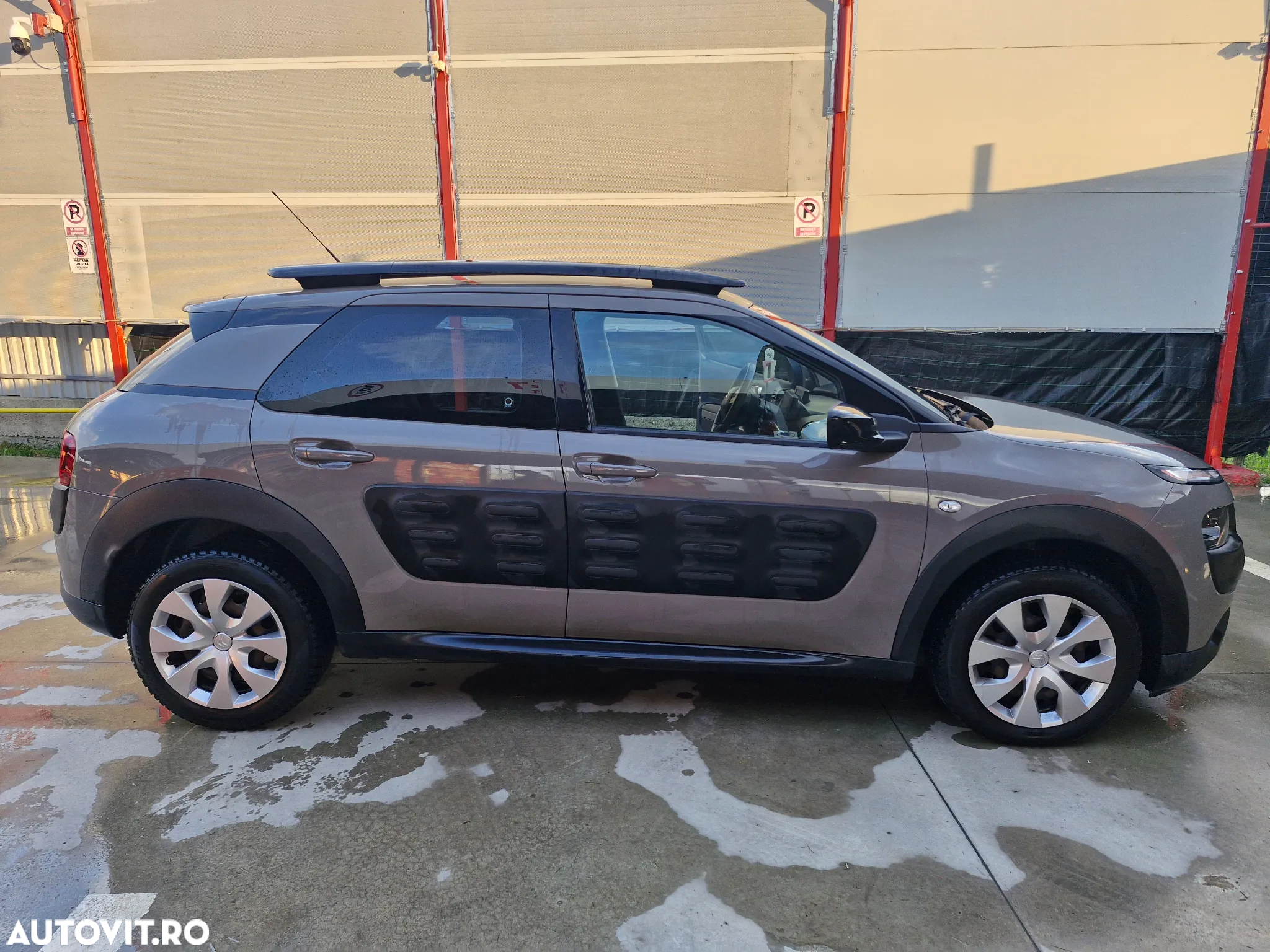 Citroën C4 Cactus - 14