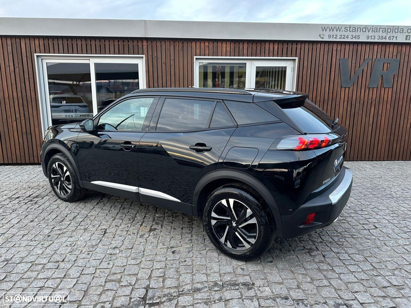 Peugeot 2008 1.2 PureTech GT - 30