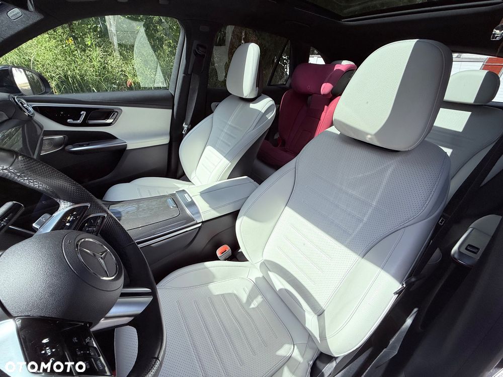 Mercedes-Benz GLC 300 mHEV 4-Matic AMG Line - 31