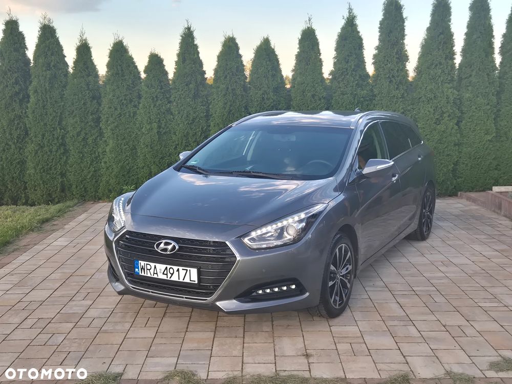 Hyundai i40 Kombi 1.7 CRDi DCT Premium - 4