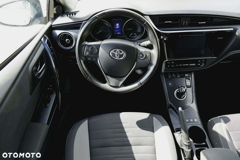 Toyota Auris Hybrid 135 Comfort - 11