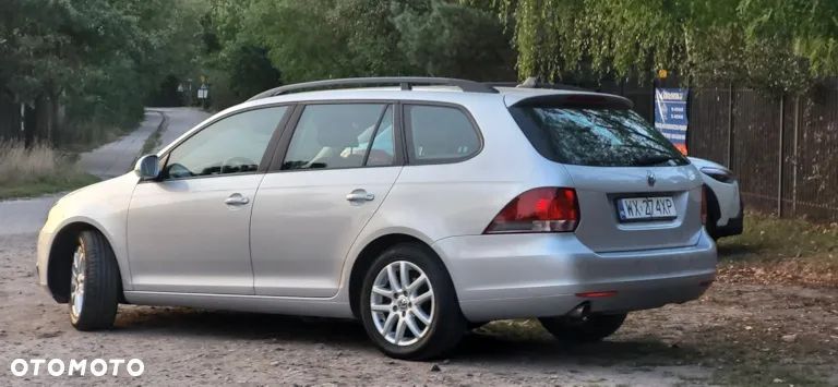 Volkswagen Golf 1.6 TDI BlueMotion Technology DSG Comfortline - 4