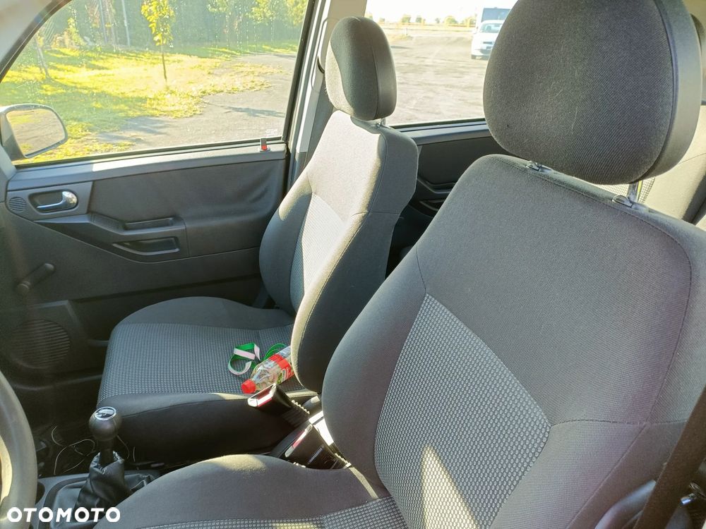 Opel Meriva - 8