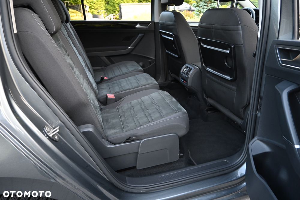 Volkswagen Touran 2.0 TDI SCR (BlueMotion Technology) DSG Highline - 28