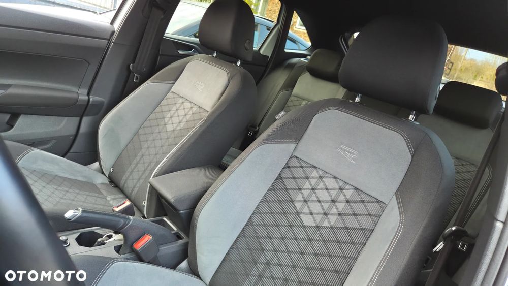 Volkswagen Taigo 1.5 TSI OPF DSG R-Line - 19