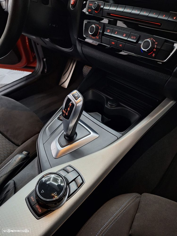 BMW 118 d Pack M Auto - 6