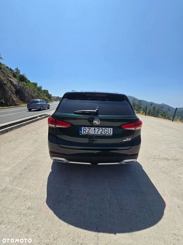 MG ZS Hybrid+ - 4