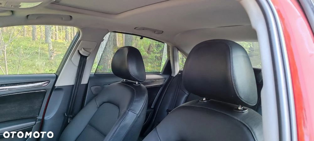 Audi A4 Limousine - 9