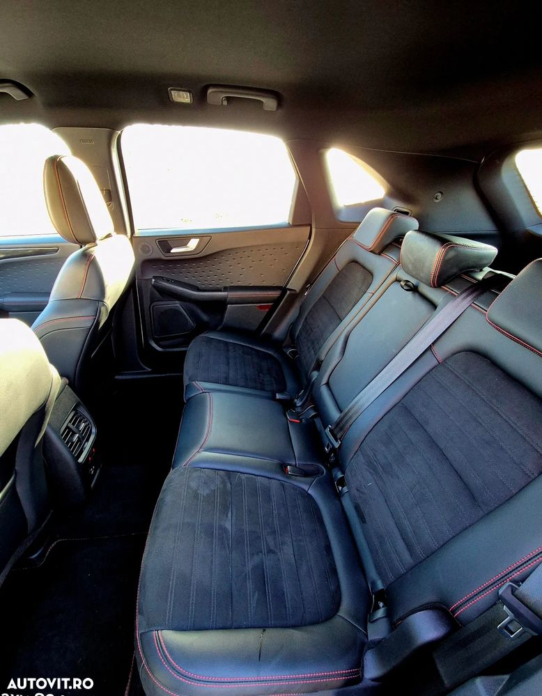 Ford Kuga 2.5 Duratec PHEV ST-LINE X - 21