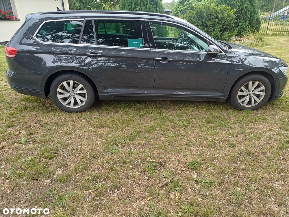 Volkswagen Passat 2.0 TDI SCR DSG Comfortline - 15