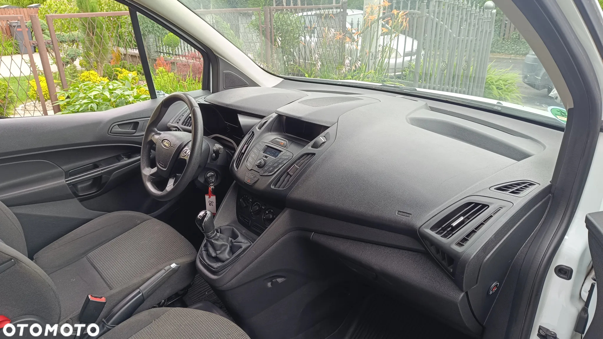 Ford Transit Connect - 8