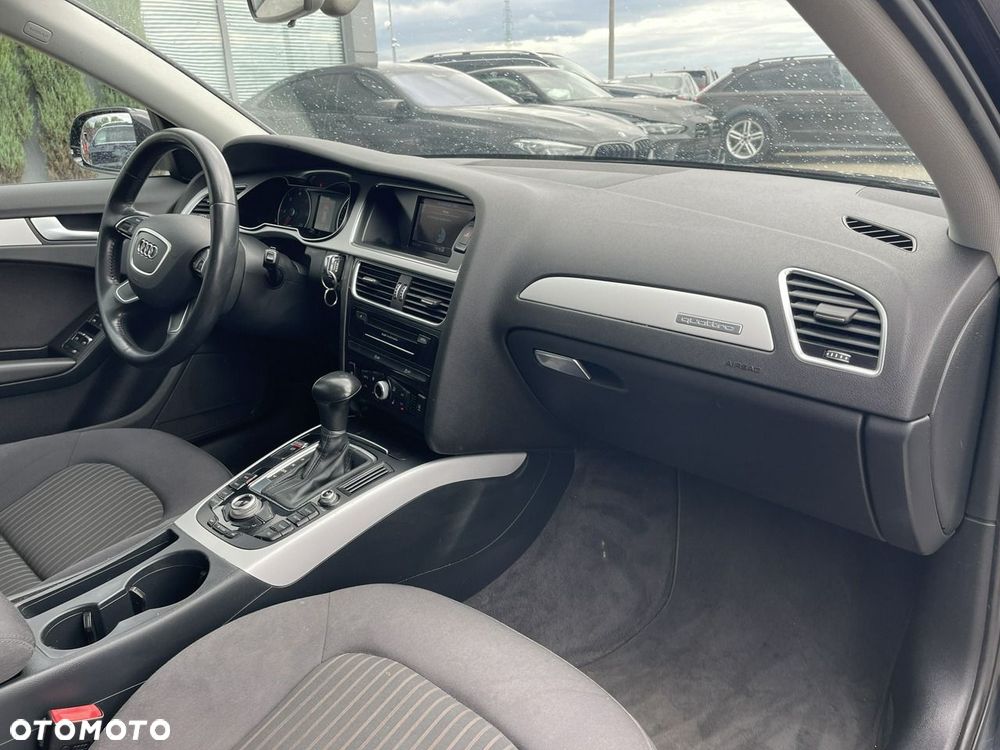 Audi A4 Avant 40 TDI quattro S tronic - 11