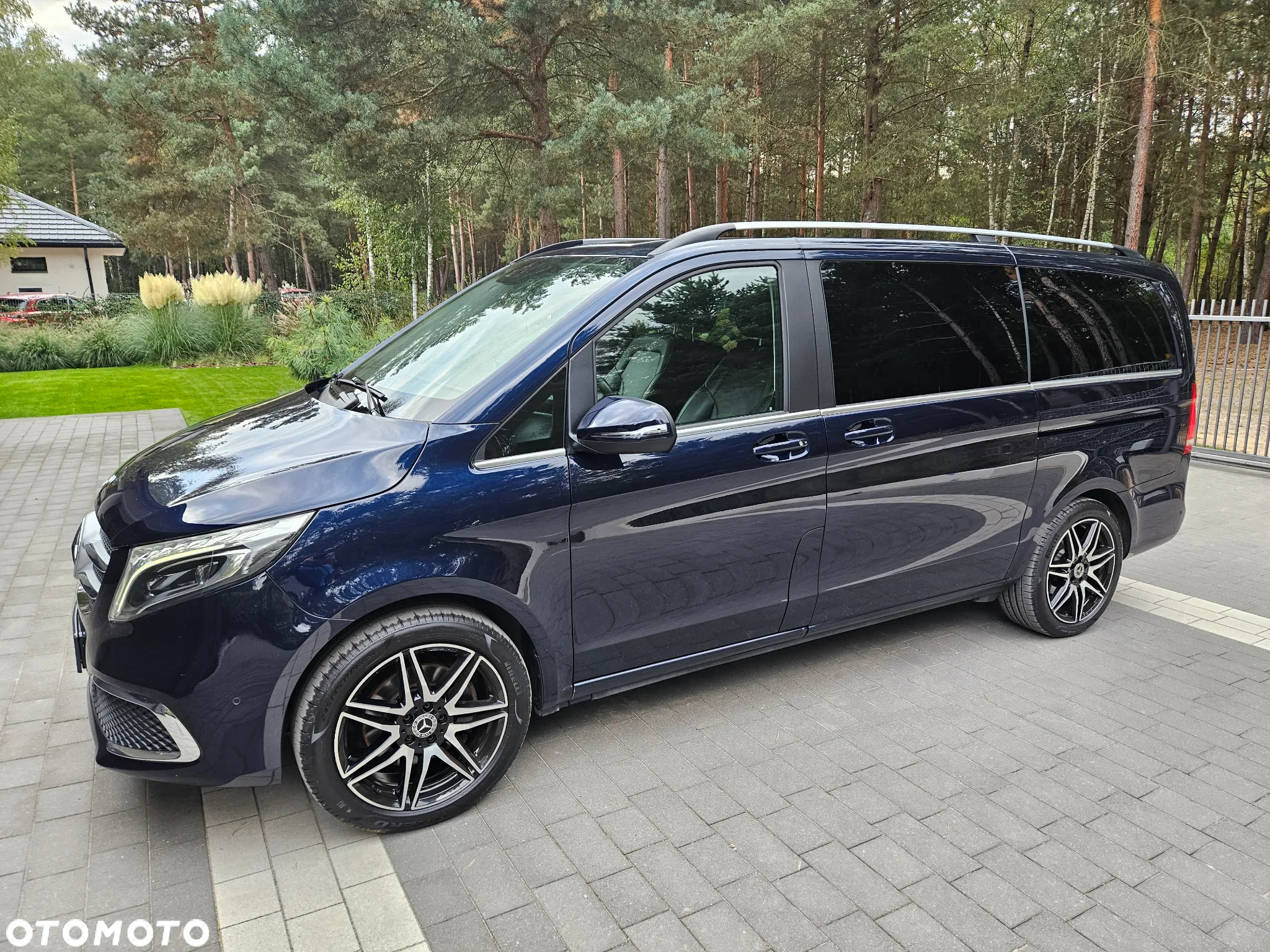 Mercedes-Benz Klasa V 250 d 4-Matic Avantgarde 9G-Tronic (d³ugi) - 3