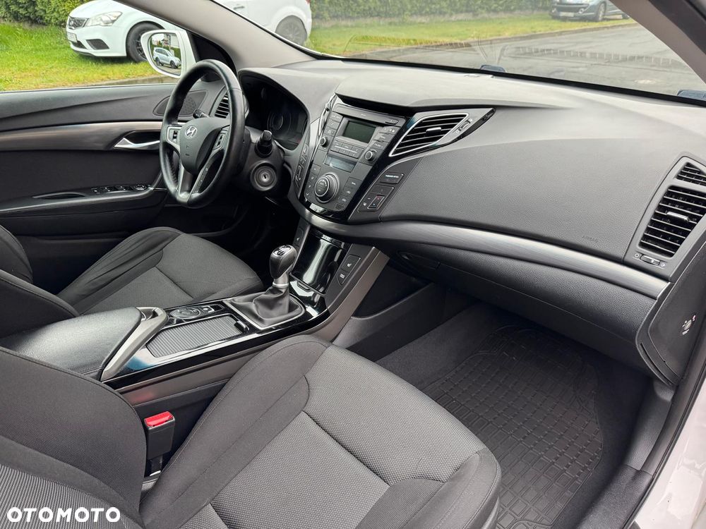 Hyundai i40 Kombi blue 1.7 CRDi Style - 10
