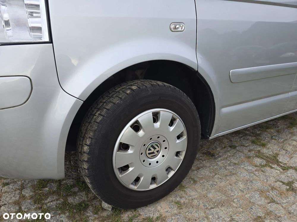 Volkswagen Multivan - 13
