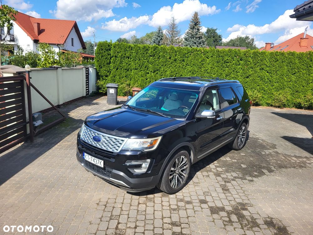 Ford Explorer - 3